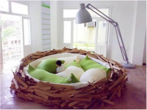 Eitan-y-Zahr.-Exagerar.-Estrategias-creativas-y-diseno.-Arte-Casellas.-Coaching-creativo-y-artistico